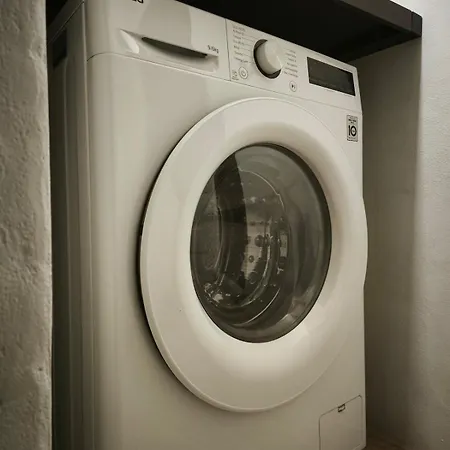 Helene Luxury לצ'ה